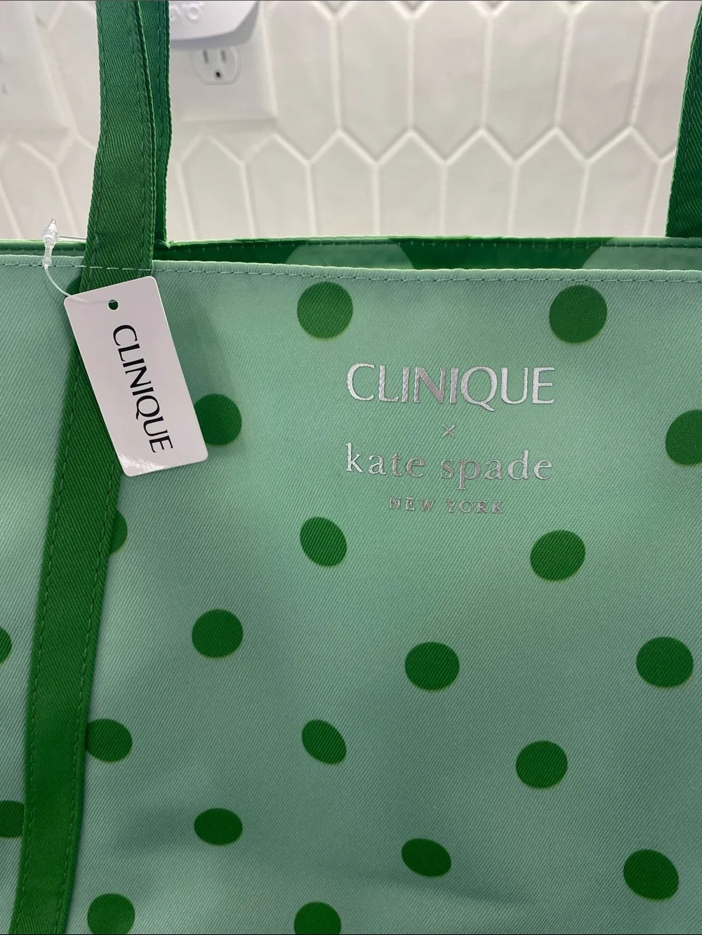 Clinique x Kate Spade New York green polka dot travel tote bag 16”x12”x3.75” NEW